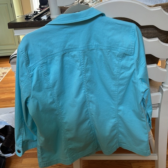 Jacket - Picture 3 of 4